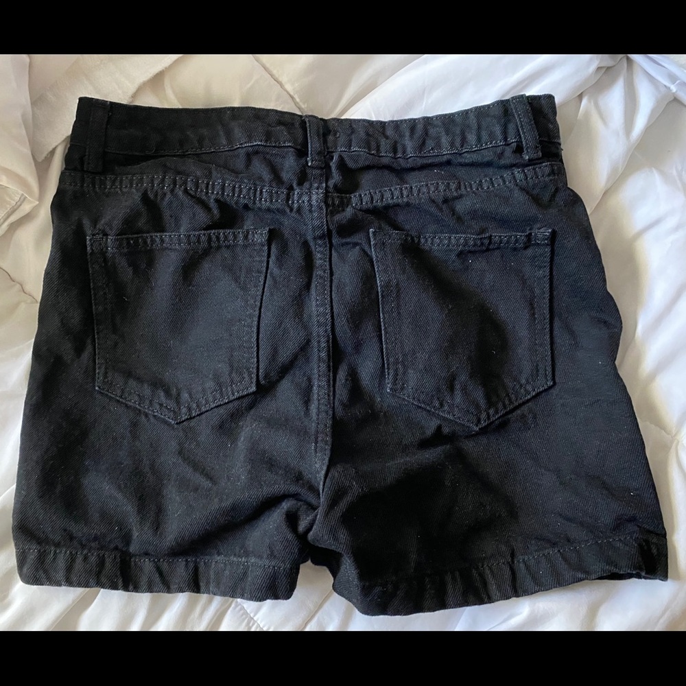 Boohoo “Mom” Denim Shorts Size 6 - Picture 2 of 2